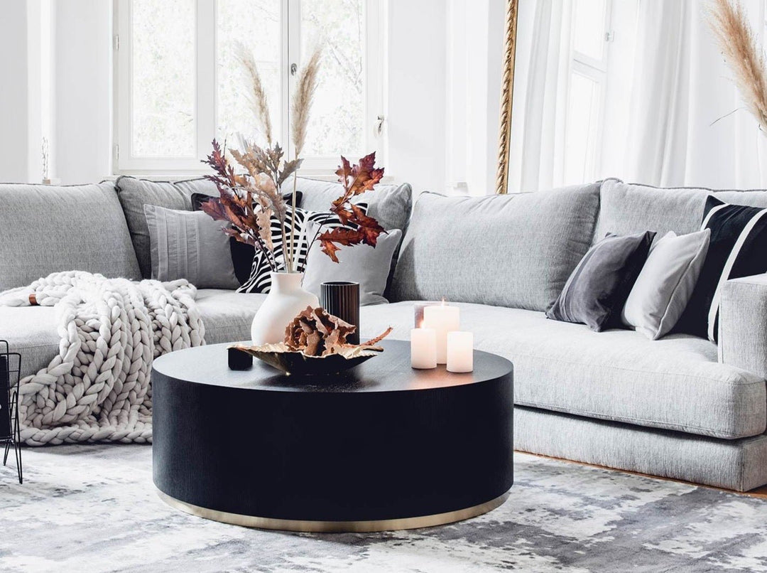 Coffee table made of solid mango wood