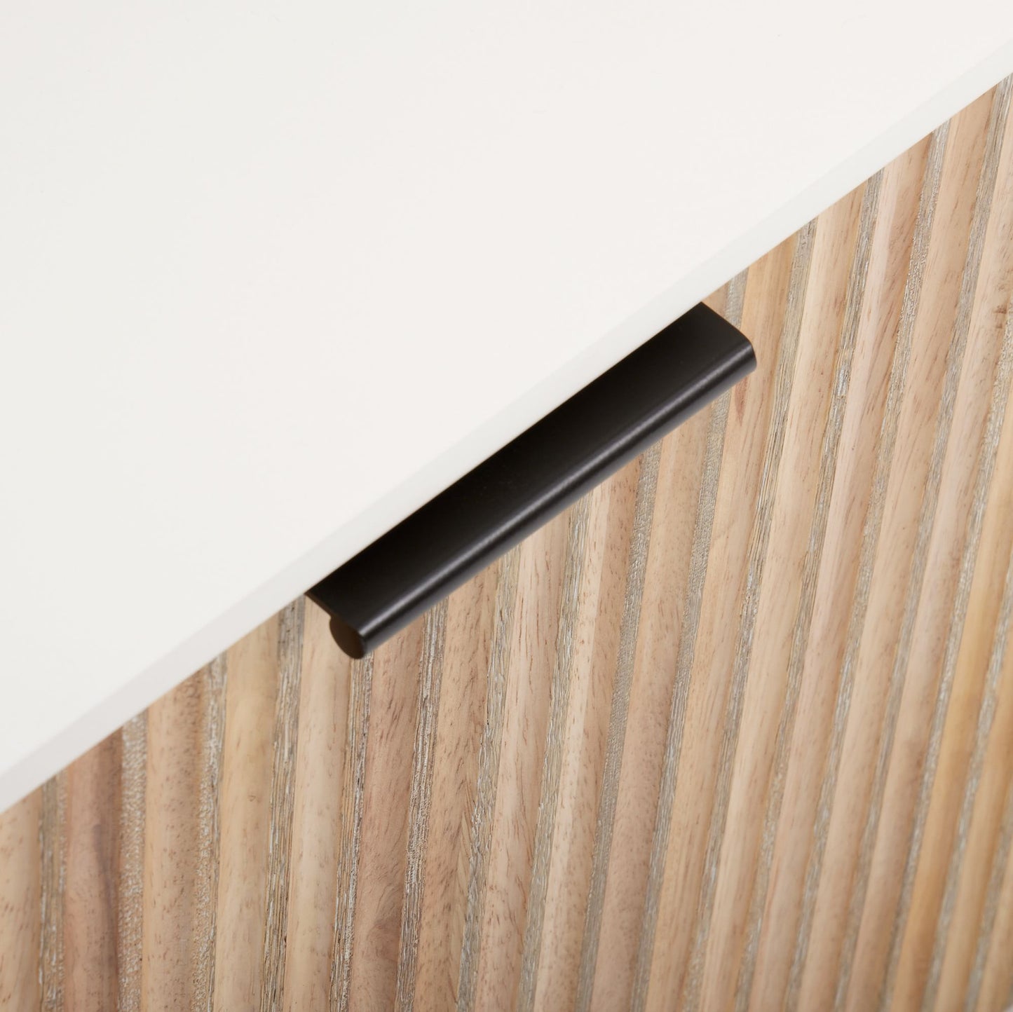 Lennon Media Console