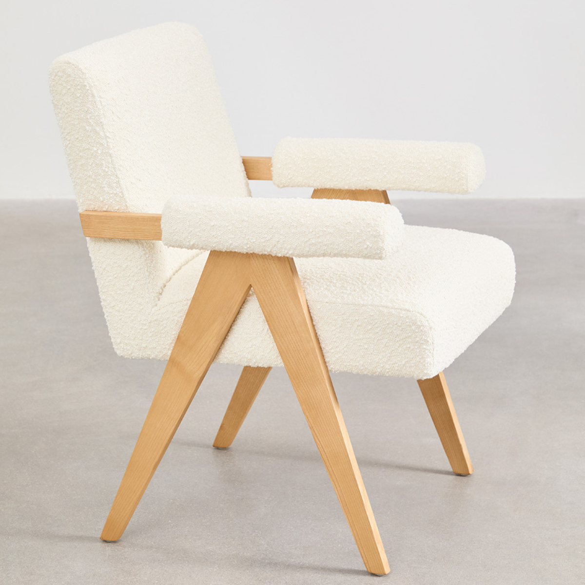 Eddie Dining Chair with Armrests in Wood and Bouclé Fabric