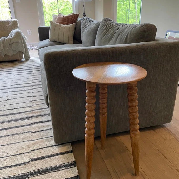 Ozzy End Table – live photo 3
