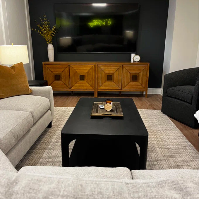 Kingsley Solid Wood Coffee Table – live photo 1