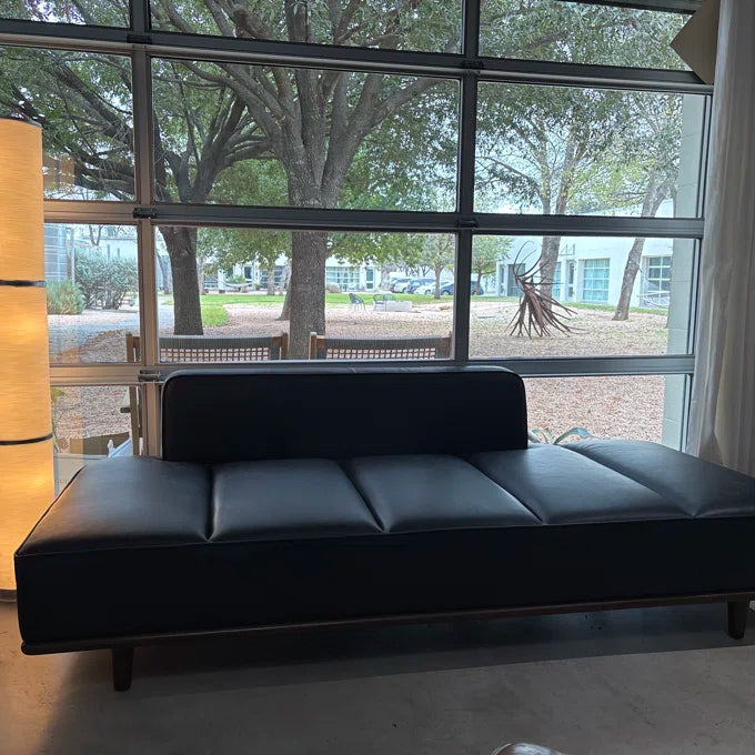 Kiaan Full-Grain Genuine Leather Daybed – live photo 1