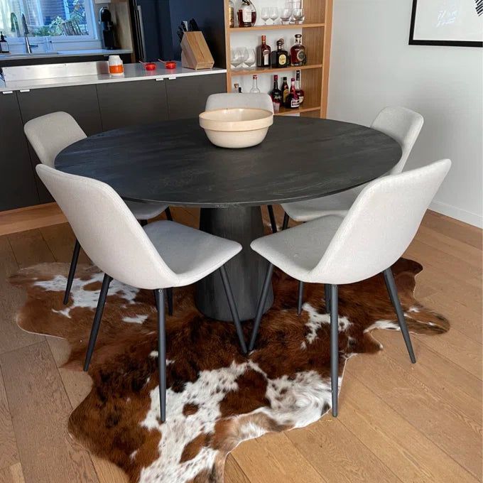 Westley Round 4 Seater Dining Table – live photo 2