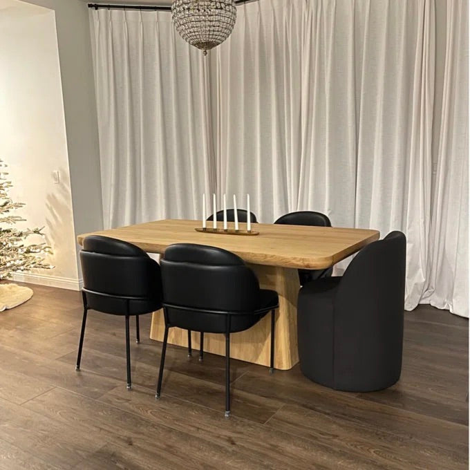 Langston Dining Table – live photo 1