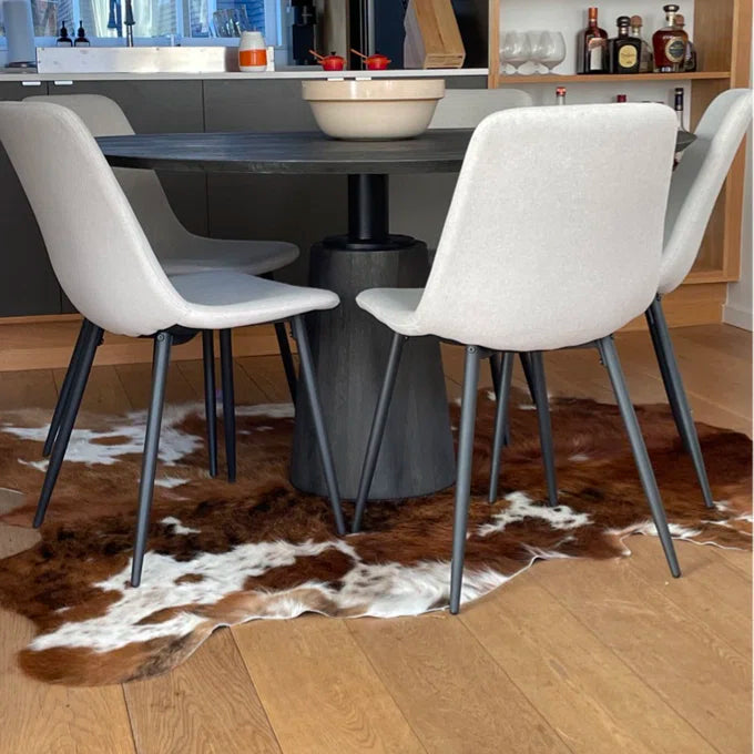 Westley Round 4 Seater Dining Table – live photo 1