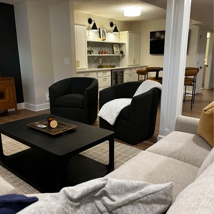 Kingsley Solid Wood Coffee Table – live photo 3
