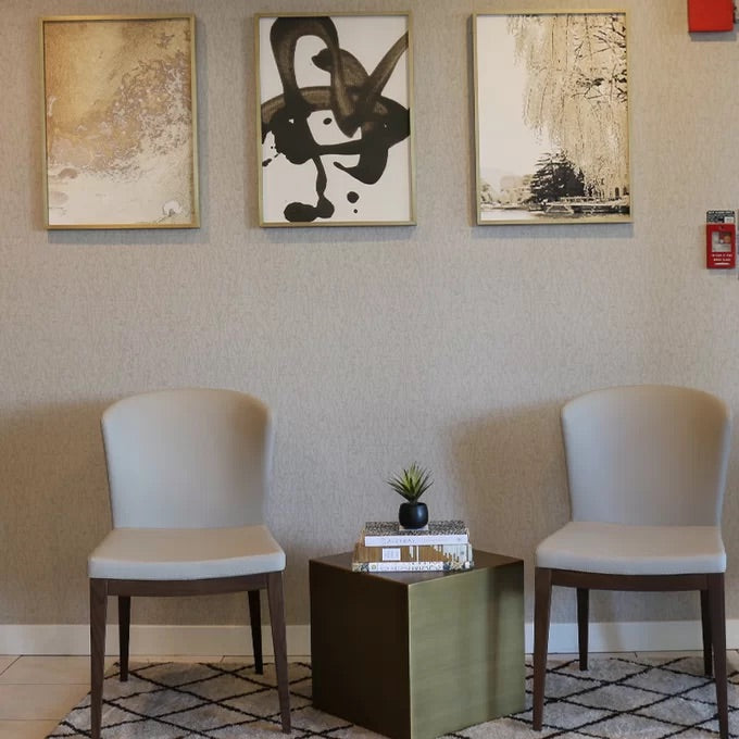 Dante End Table – live photo 1