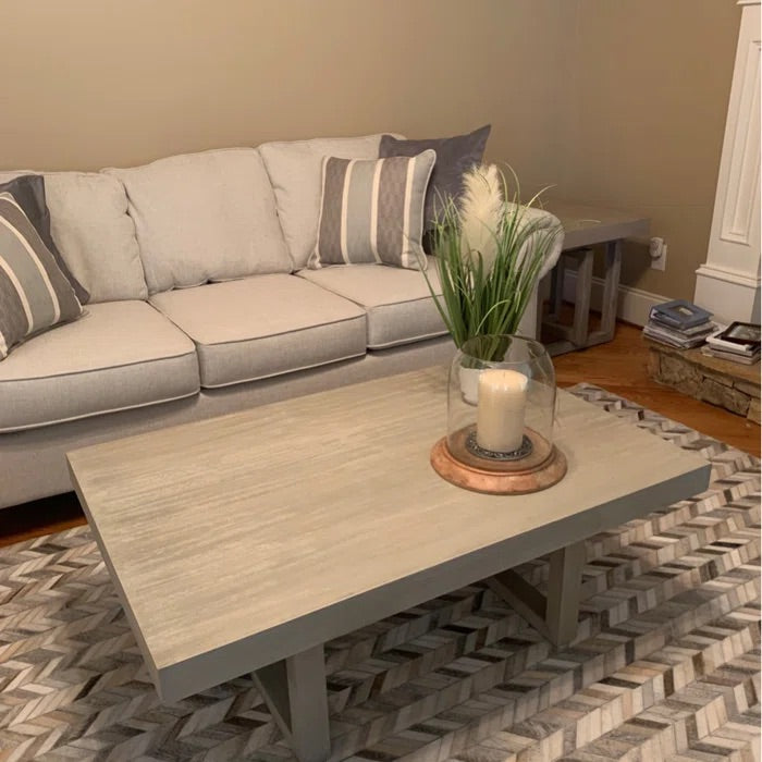 Mauricio Coffee Table – live photo 1